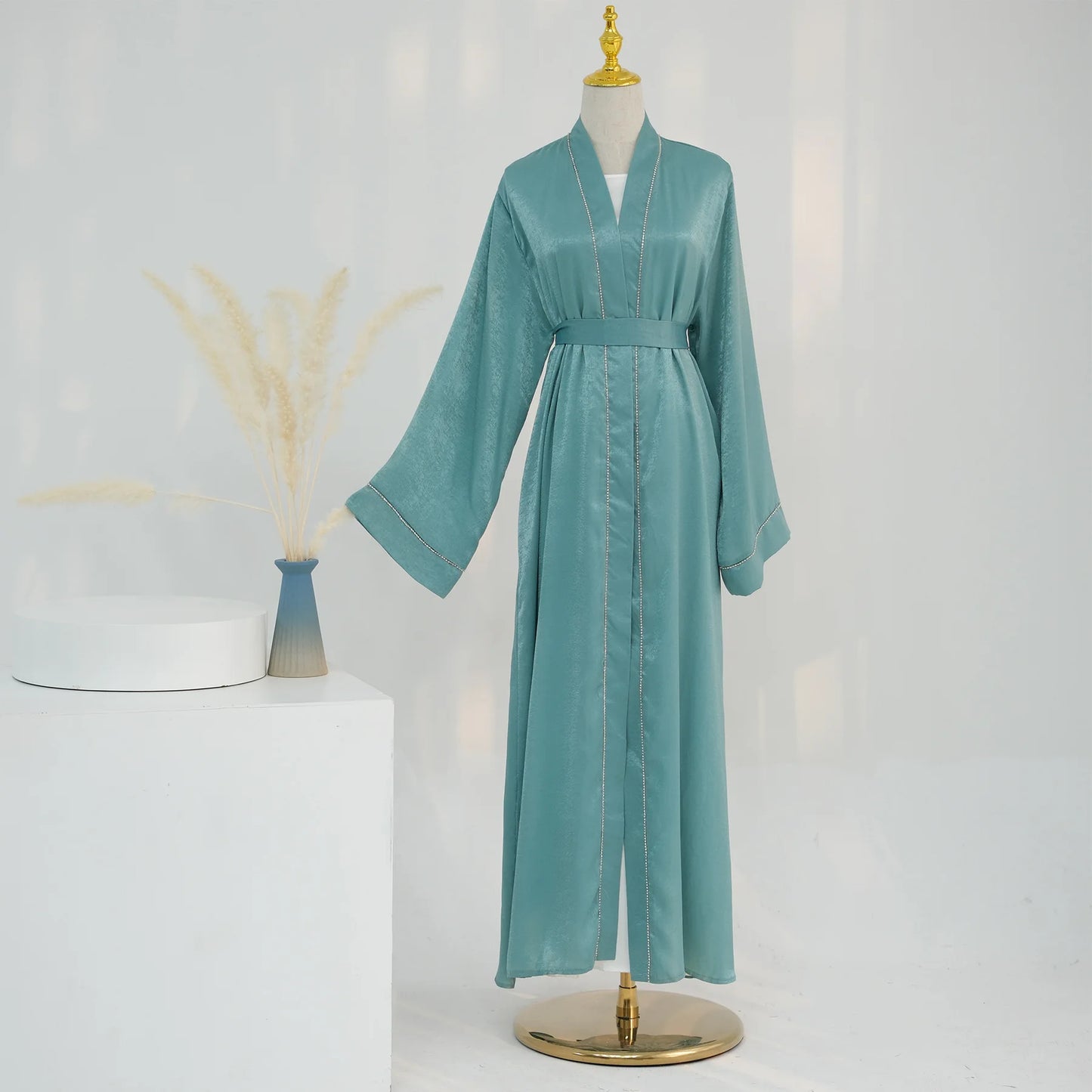 Long Loose Embroider White Open Kimono Abayas Kaftan Turkey Solid Color Islamic Green Abaya Dubai Luxury Women Prayer Clothing