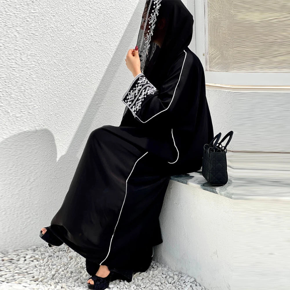 Modern Style Muslim Abaya