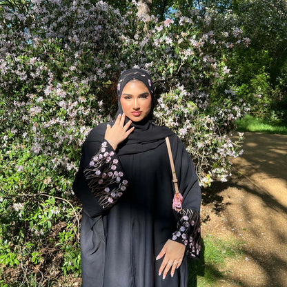 Islamic Clothes Black Flower Embroidery Abayas for Women Dubai Cardigan Muslim Saudi Open Abaya Kimono Luxury Hijab Dress Kaftan