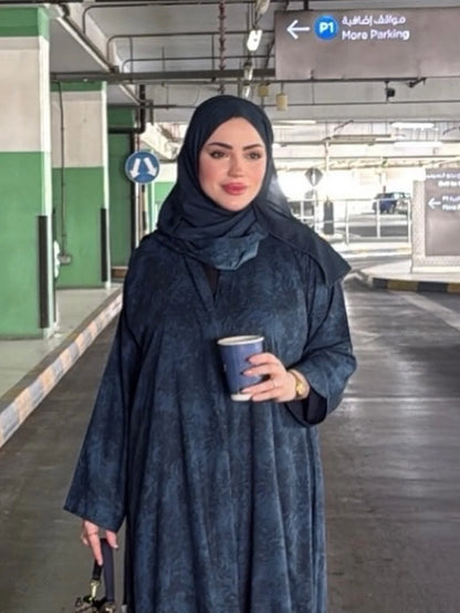 Printed Loose Long-Sleeved Elegant Arabic Abaya Robe Comes with a Headscarf
